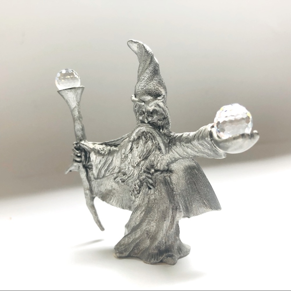 Pewter and Crystal Fantasy Wizard figure *like new